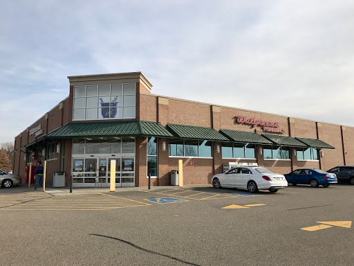 Drug Store «Walgreens», reviews and photos, 17630 Kenwood Trail, Lakeville, MN 55044, USA