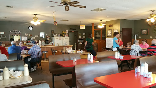 Restaurant «Four-Way Stop», reviews and photos, 102 E Harrison Ave, Villa Grove, IL 61956, USA