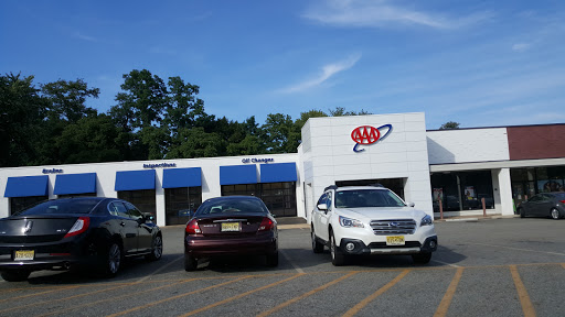 Auto Insurance Agency «AAA Middletown Car Care Insurance Travel Center», reviews and photos, 889 NJ-35, Middletown, NJ 07748, USA