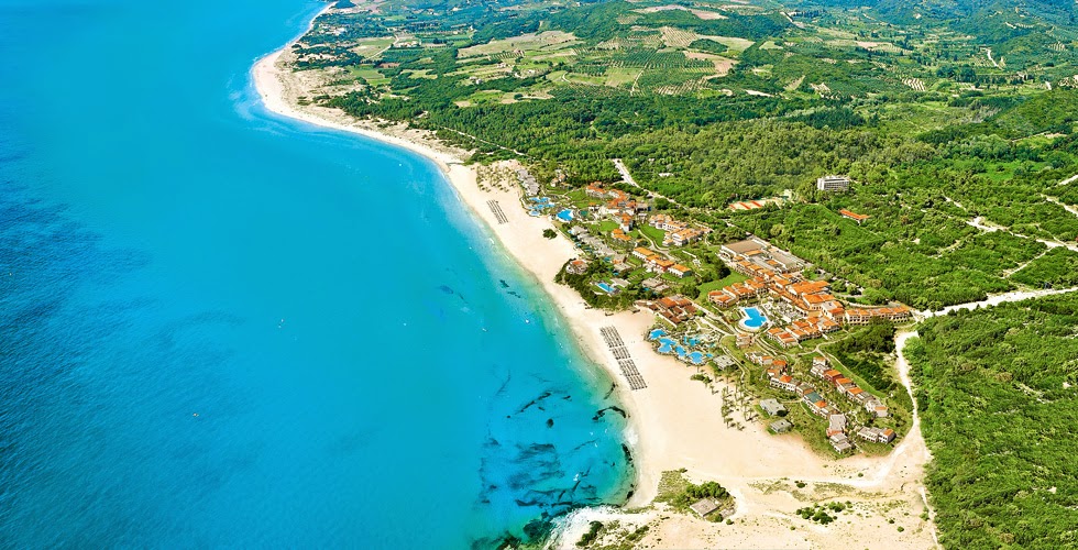 Glatt Kosher Pesach 2015 in Grecotel Olympia Riviera Resort, Greece - hosted by Maagalim