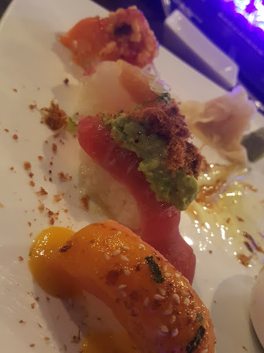Japanese Restaurant «Reiki Sushi & Asian Bistro», reviews and photos, 239 Danbury Rd, Wilton, CT 06897, USA