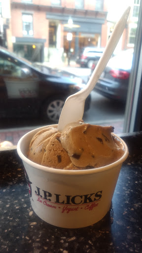 Ice Cream Shop «J.P. Licks», reviews and photos, 150 Charles St, Boston, MA 02114, USA