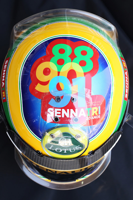 шлем Бруно Сенны для Гран-при Кореи 2011 - вид сверху