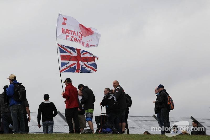 болельщики Натали Пинкхэм на Гран-при Великобритании 2013