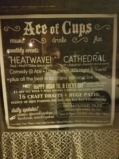 Bar «Ace of Cups», reviews and photos, 2619 N High St, Columbus, OH 43202, USA