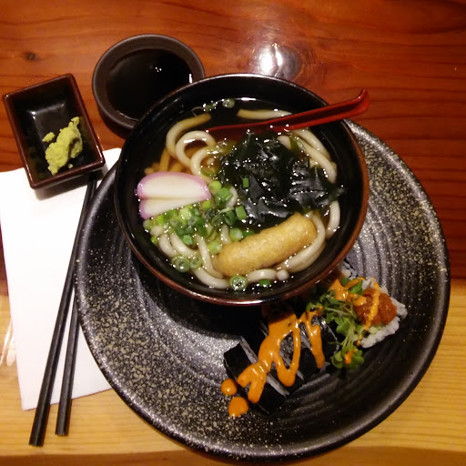 Sushi Restaurant «Makoto Japanese Restaurant», reviews and photos, 1167 Willamette St, Eugene, OR 97401, USA