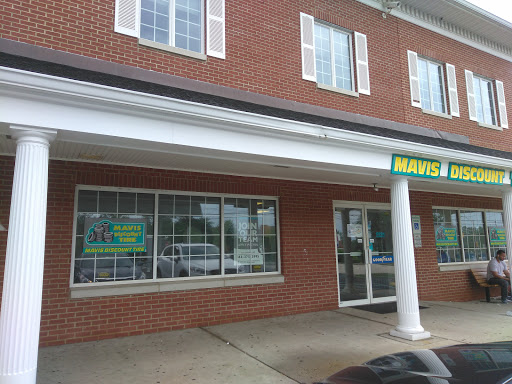 Tire Shop «Mavis Discount Tire», reviews and photos, 545 Martinsville Rd, Basking Ridge, NJ 07920, USA