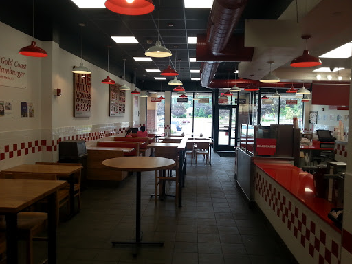 Fast Food Restaurant «Five Guys», reviews and photos, 255 W Main St, Avon, CT 06001, USA