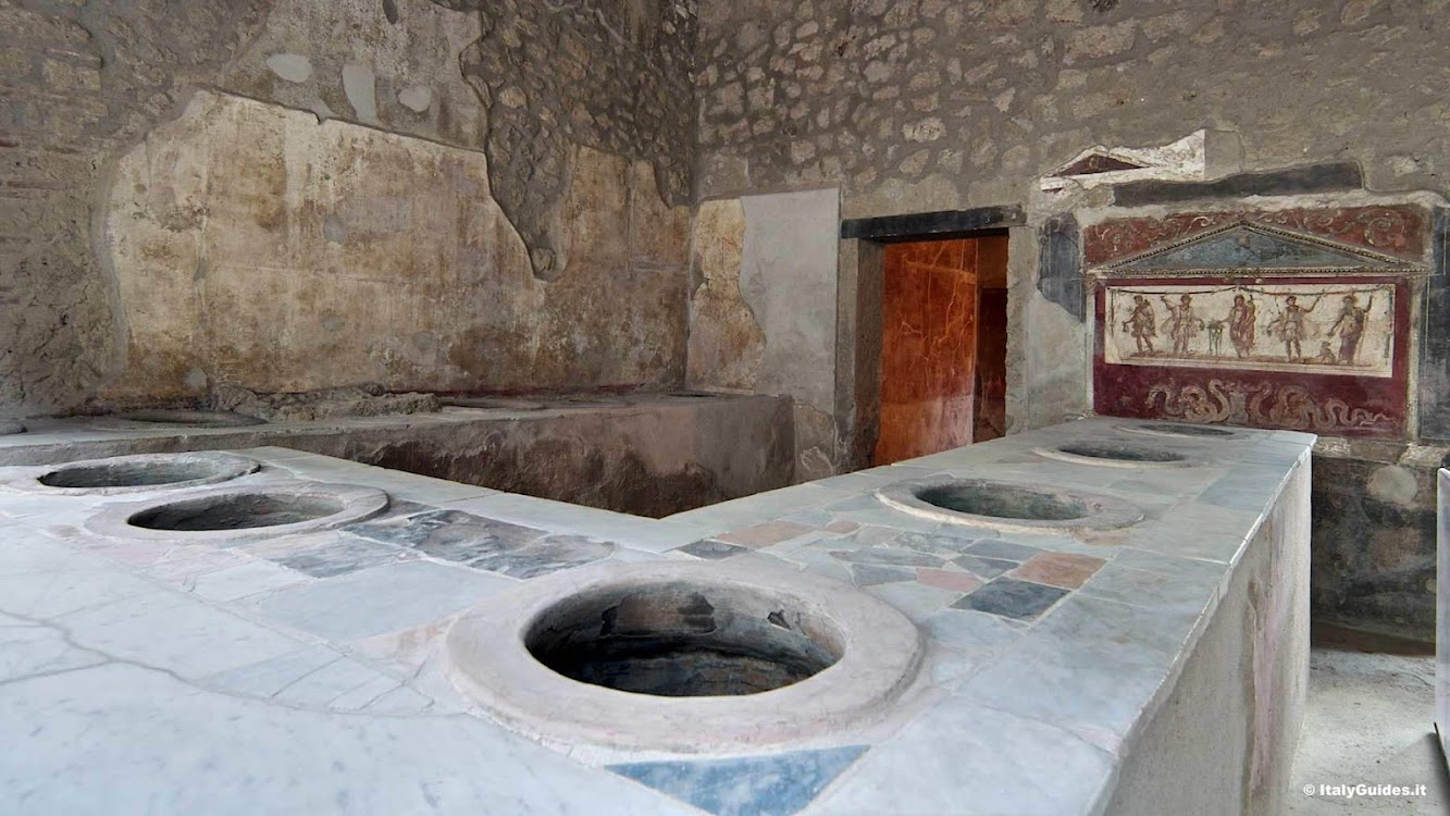 Restored Pompeii kitchens show how Romans cooked Restored Pompeii kitchens show how Romans cooked