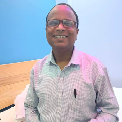 Profile Biography of bloggers guru and e-marketer Main Uddin