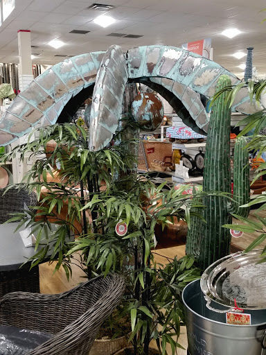 Department Store «HomeGoods», reviews and photos, 2567 Countryside Blvd, Clearwater, FL 33761, USA