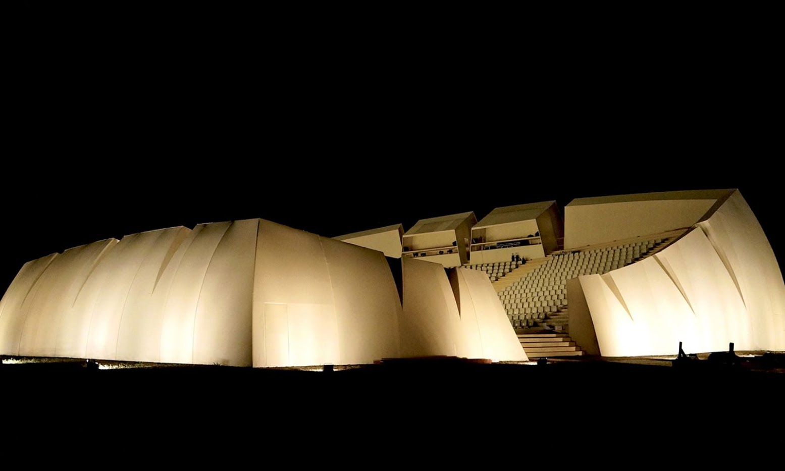 Mozarteum Brasileiro Theater by Valentiny HVP Architects