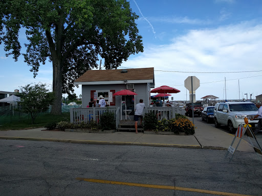 Ice Cream Shop «Dockside Ice Cream», reviews and photos, 100 E Madison St, Waukegan, IL 60085, USA
