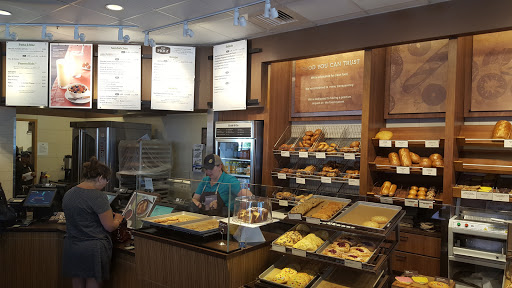 Sandwich Shop «Panera Bread», reviews and photos, 1684 Massachusetts Ave, Lexington, MA 02420, USA