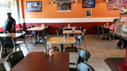 Pizza Restaurant «La Famiglia Pizzeria», reviews and photos, 2506 SE 17th St, Ocala, FL 34471, USA