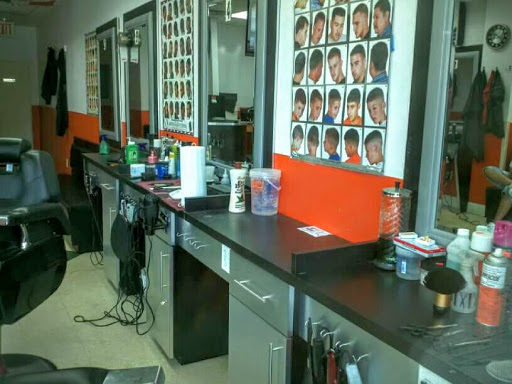 Barber Shop «Sport Barber Shop», reviews and photos, 560 Commonwealth Ave, Bronx, NY 10473, USA