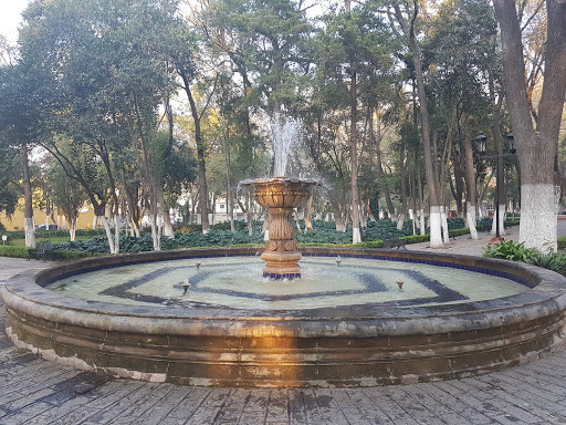 Alameda Melchor Ocampo, Calle Victoria, Zona Centro, 37900 San Luis de la Paz, Gto., México, Parque | GTO