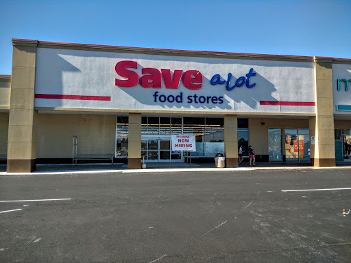 Grocery Store «Save-A-Lot», reviews and photos, 1011 N Pine St, DeRidder, LA 70634, USA