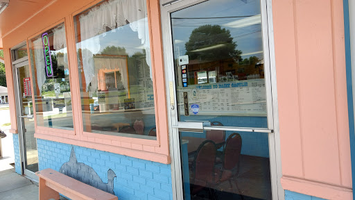 Ice Cream Shop «Dairy Castle», reviews and photos, 801 Indianapolis Rd, Greencastle, IN 46135, USA