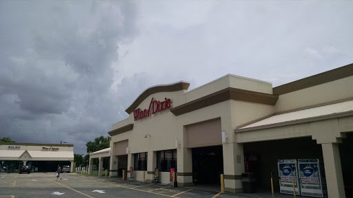 Grocery Store «Winn-Dixie», reviews and photos, 18731 Three Oaks Pkwy, Fort Myers, FL 33912, USA
