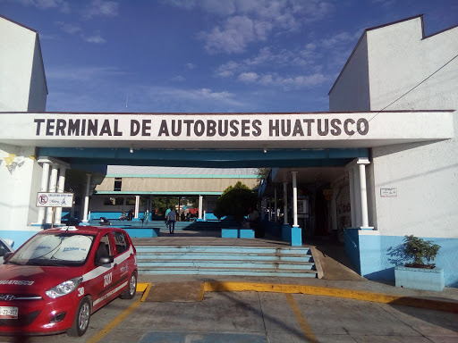 Astro Plus, Calle 12 Sur 303, Centro, 94100 Huatusco, VER, México, Agencia expendedora de billetes de autobús | VER