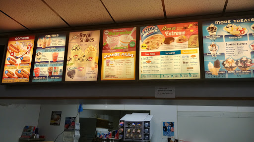 Fast Food Restaurant «Dairy Queen Ltd Brazier», reviews and photos, 35 Berkshire Dr #15, Crystal Lake, IL 60014, USA
