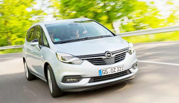 2016 Opel Zafira lounge invites
