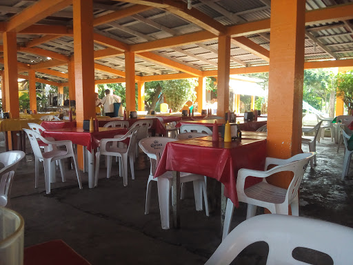 Restaurante De Mariscos La Palma, El Chachalaco s/n, La Barra, Cd Madero, Ver., México, Restaurante | TAMPS