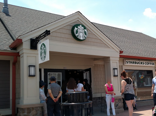 Coffee Shop «Starbucks», reviews and photos, 400 Evergreen Ct, Central Valley, NY 10917, USA