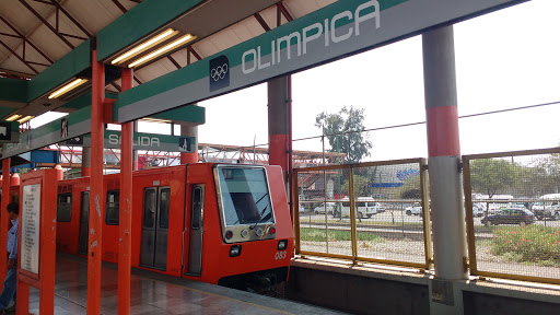 Estacion Olimpica, 55130, ሴንትራል ካርሎስ አንክ ጎንሳሌስ 32, Olimpica 68, Ecatepec de Morelos, Méx., México, Estación de tren | EDOMEX