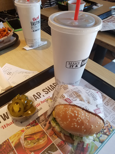 Hamburger Restaurant «The Habit Burger Grill», reviews and photos, 1510 Adams Ave, Costa Mesa, CA 92626, USA