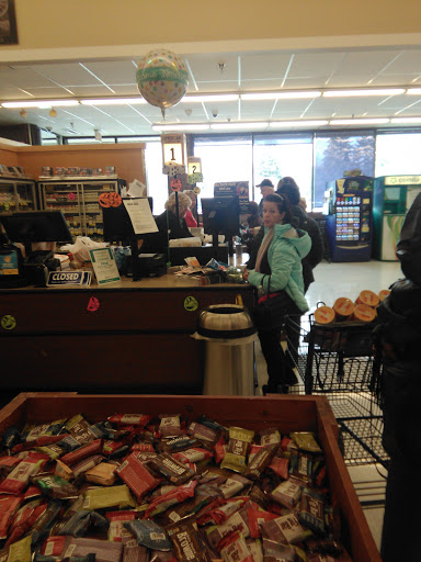 Grocery Store «Jewel-Osco», reviews and photos, 2128 S Mannheim Rd, Westchester, IL 60154, USA