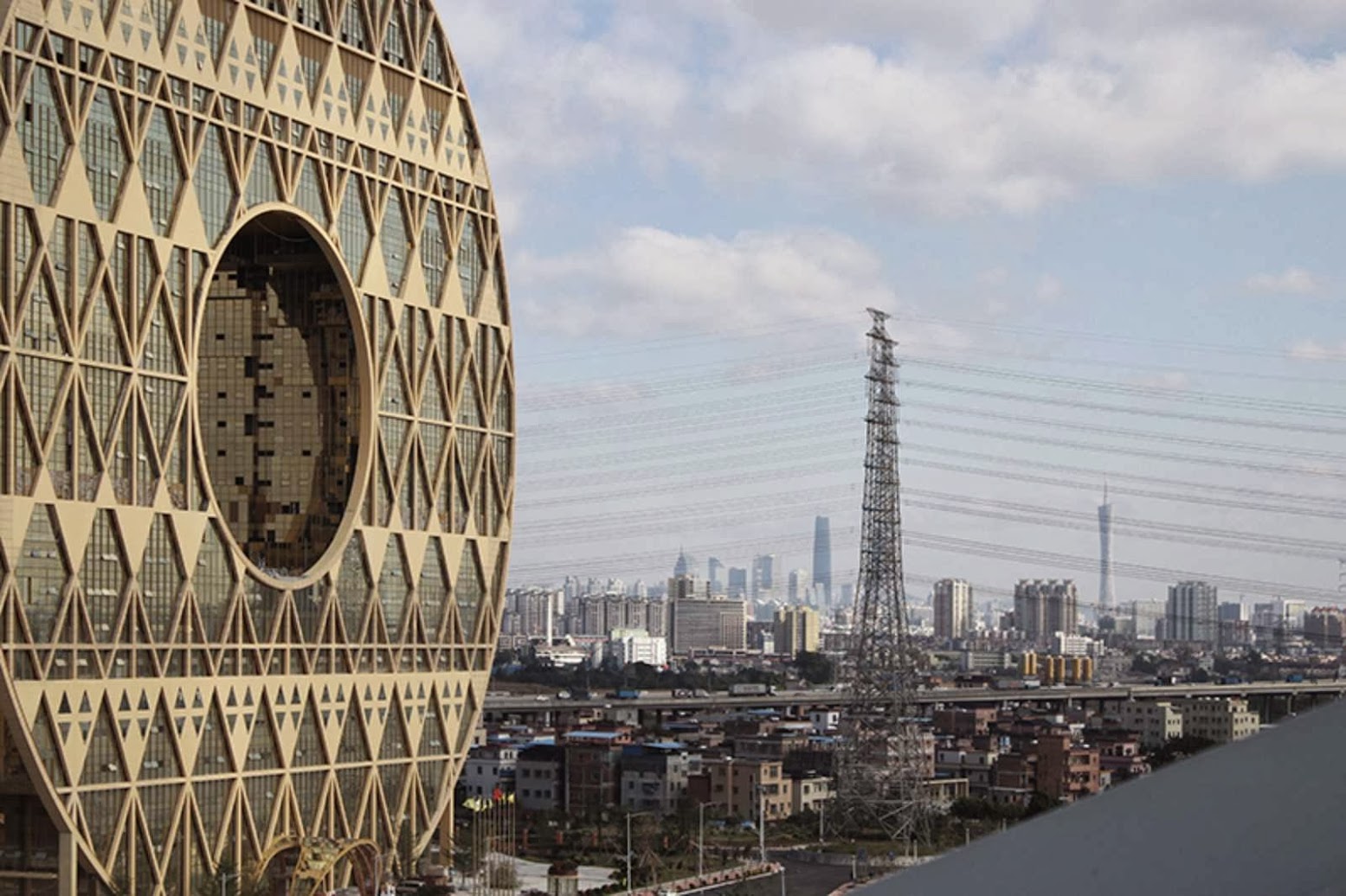 Guangzhou Circle by AM Project