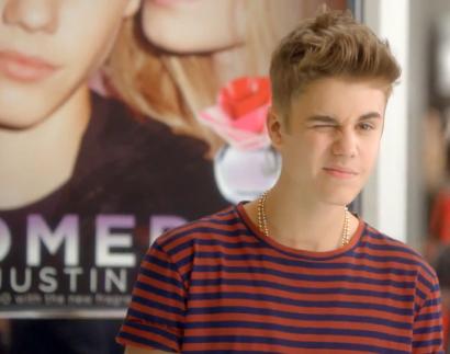 Macy's Black Friday TV Spot oh ya Justin Bieber Winks For Ya