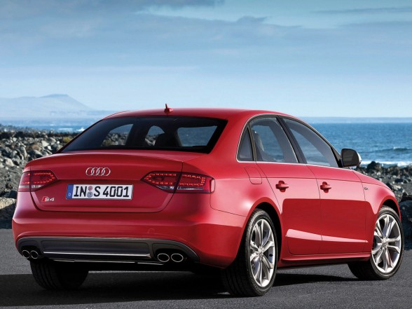 Audi S4 2009 - Rear Angle Picture