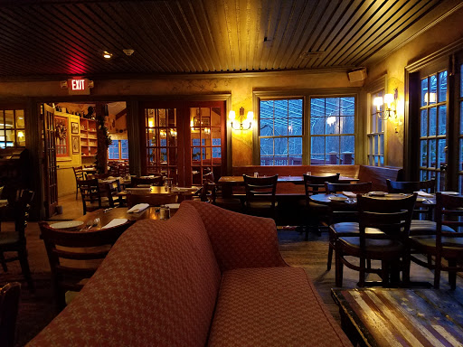 American Restaurant «G.W. Tavern», reviews and photos, 20 Bee Brook Rd, Washington Depot, CT 06794, USA