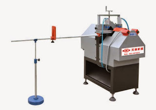 Máy cắt nẹp kính may-cat-nep-dong-kinh