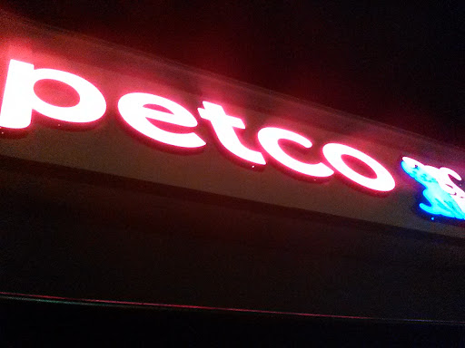 Pet Supply Store «Petco Animal Supplies», reviews and photos, 852 N Western Ave, San Pedro, CA 90732, USA