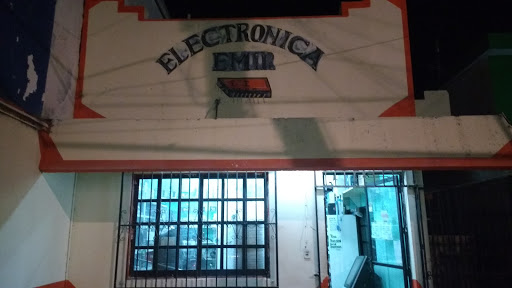 Electrónica Emir, Av. 65 977, San Miguel, 77665 San Miguel de Cozumel, Q.R., México, Tienda de electrodomésticos | QROO