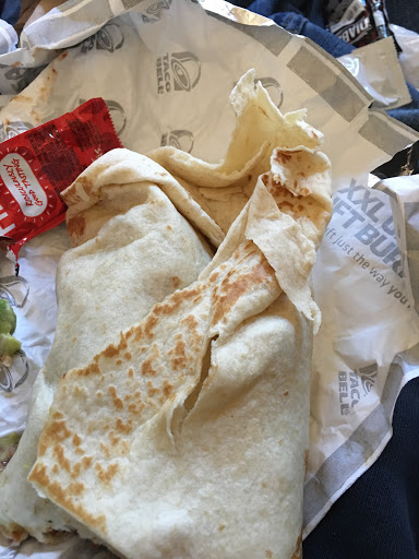 Mexican Restaurant «Taco Bell», reviews and photos, 975 W 78th St, Chanhassen, MN 55317, USA