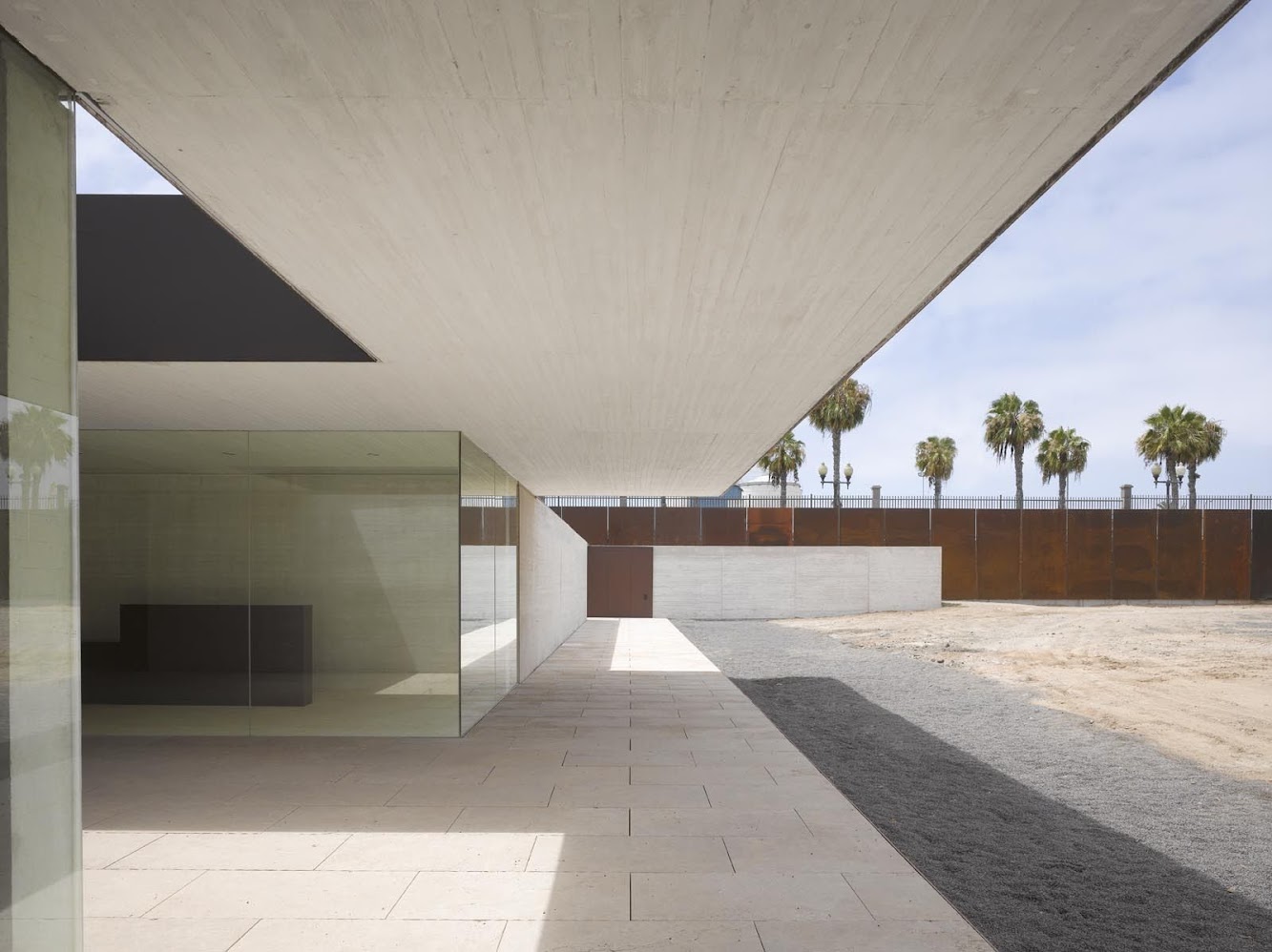Castillo de la Luz Museum Extension by Nieto