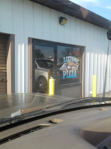 Pizza Restaurant «Lizton Pizza», reviews and photos, 401 N State St, Lizton, IN 46149, USA