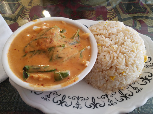 Thai Restaurant «Thai Kitchen», reviews and photos, 2851 N Oakland Ave, Milwaukee, WI 53211, USA