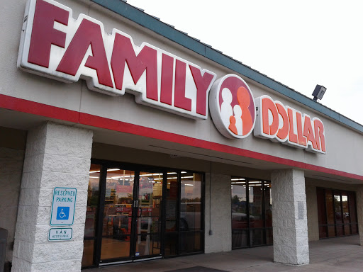 Dollar Store «FAMILY DOLLAR», reviews and photos, 14o Hometown Plaza, Sellersburg, IN 47172, USA