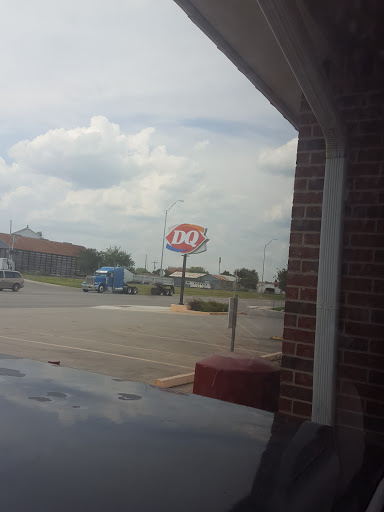 Fast Food Restaurant «Dairy Queen Store», reviews and photos, 1503 19th St, Hondo, TX 78861, USA