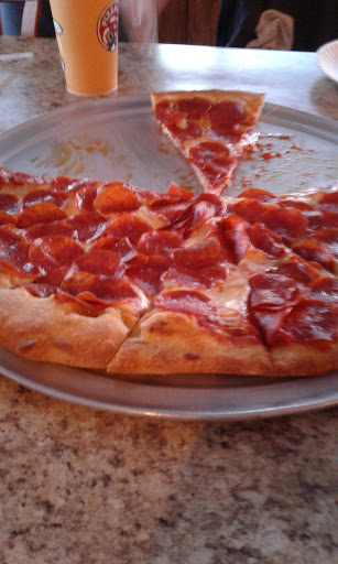 Pizza Restaurant «Pizza Factory», reviews and photos, 999 O St, Firebaugh, CA 93622, USA