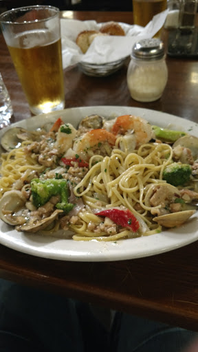 Italian Restaurant «Broadwalk Restaurant & Grille», reviews and photos, 1400 N Surf Rd, Hollywood, FL 33019, USA