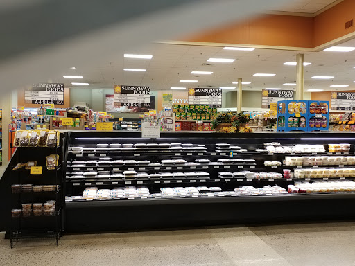 Grocery Store «Sunnyway Foods Market», reviews and photos, 212 N Antrim Way, Greencastle, PA 17225, USA