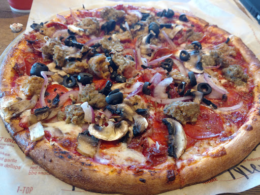 Pizza Restaurant «Blaze Pizza», reviews and photos, 12697 N Pennsylvania St, Carmel, IN 46032, USA