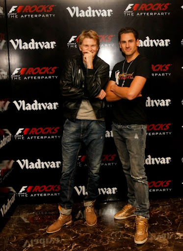 F1_Rocks_India_Afterparty_Hulkenburg_and_Sutil_ind11.jpg
